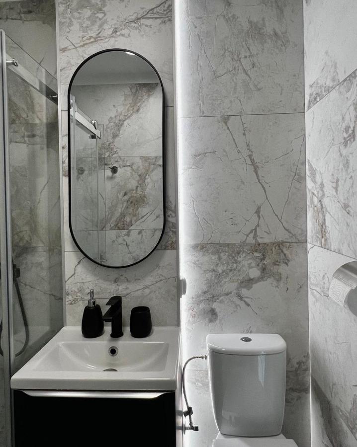Mirovski Apartment Varsó Kültér fotó