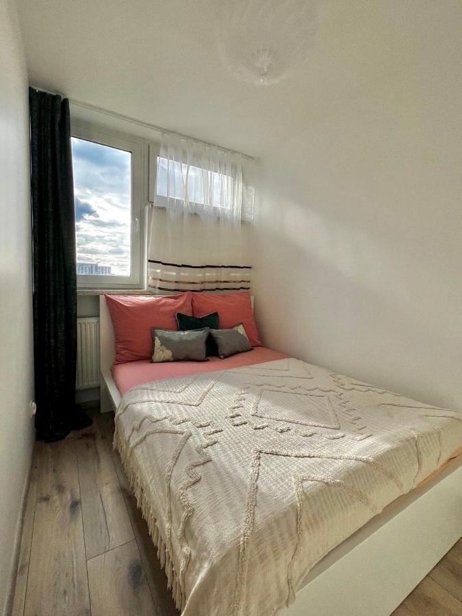 Mirovski Apartment Varsó Kültér fotó